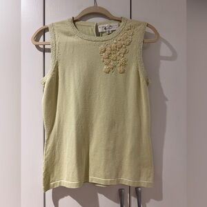 Banana Republic Sleeveless Embroidered top